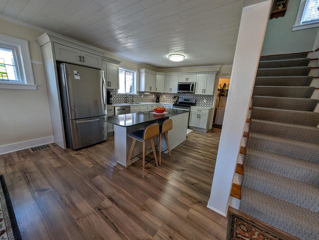 2018 Bourdon Street, Muskegon, MI 49441