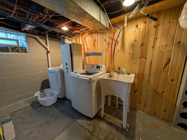 2018 Bourdon Street, Muskegon, MI 49441