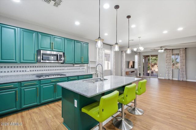 15686 W MCKINLEY Street, Goodyear, AZ 85338