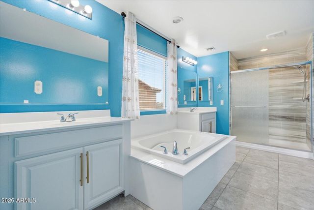 15686 W MCKINLEY Street, Goodyear, AZ 85338