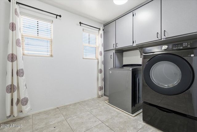 15686 W MCKINLEY Street, Goodyear, AZ 85338