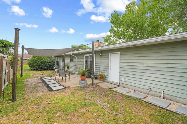 3014 Bob White Drive, Mary Esther, FL 32569