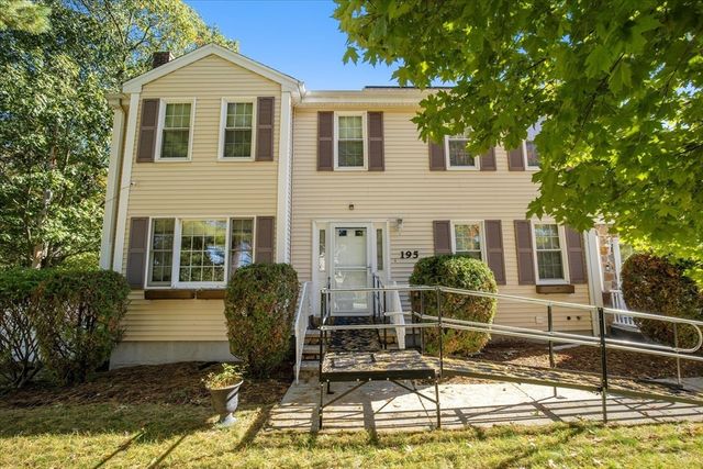 195 High St, Randolph, MA 02368