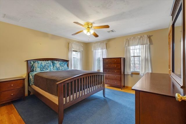 195 High St, Randolph, MA 02368