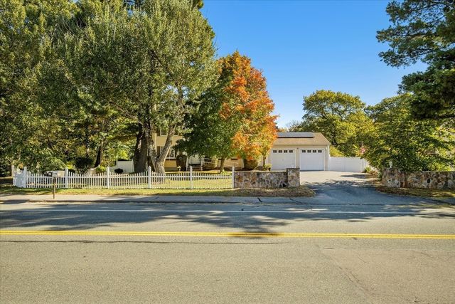 195 High St, Randolph, MA 02368