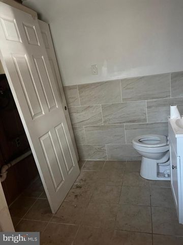 1916 FONTAIN ST, Philadelphia, PA 19121