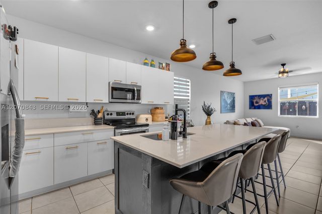 2380 NW 130th Ter, Miami, FL 33167