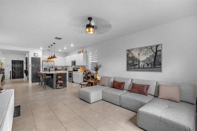 2380 NW 130th Ter, Miami, FL 33167