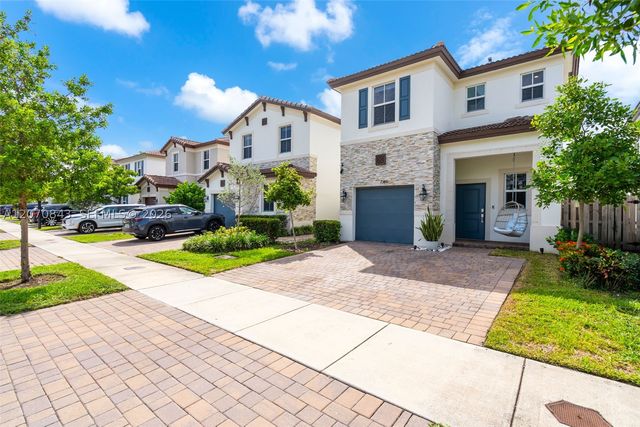 2380 NW 130th Ter, Miami, FL 33167