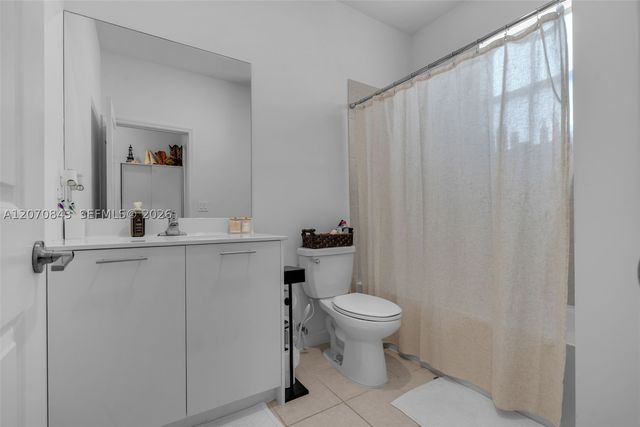 2380 NW 130th Ter, Miami, FL 33167