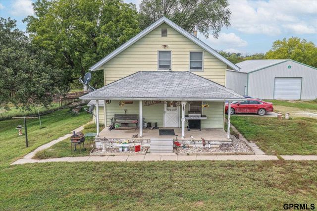 1801 Pinecrest Road, Bellevue, NE 68123