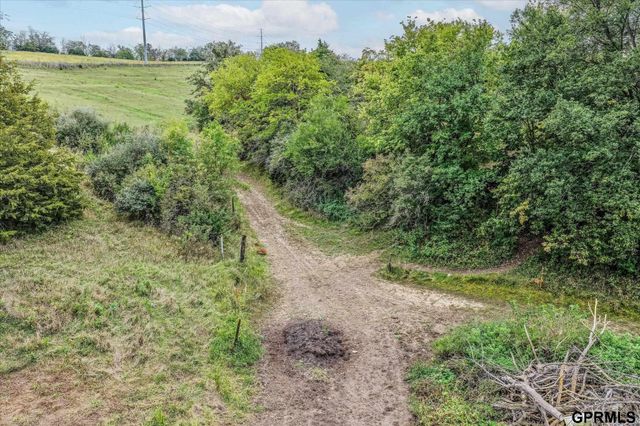 1801 Pinecrest Road, Bellevue, NE 68123