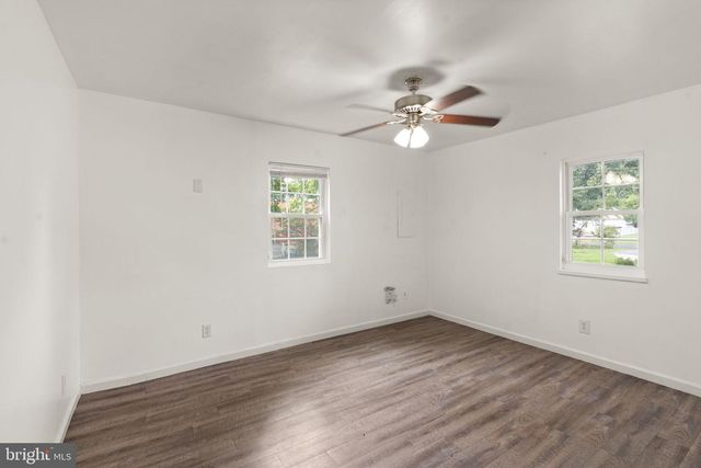 9106 BALLARD LN, Clinton, MD 20735