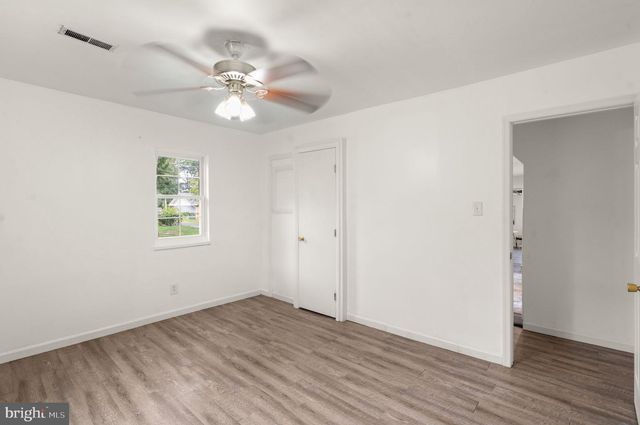 9106 BALLARD LN, Clinton, MD 20735