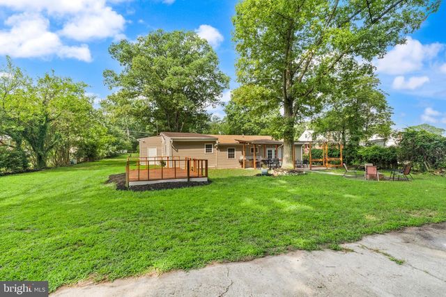 9106 BALLARD LN, Clinton, MD 20735