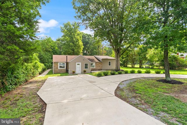 9106 BALLARD LN, Clinton, MD 20735