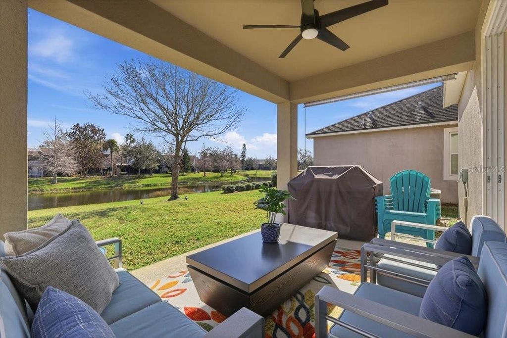 Image 18 of property listing at 4915 SOUTHLAWN AVENUE, Orlando, FL 32811