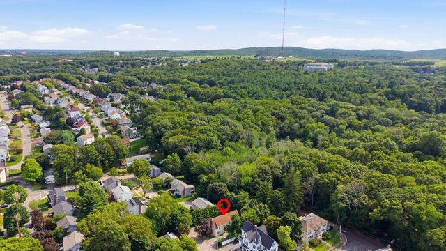 81 Huntington Road 1, Milton, MA 02186