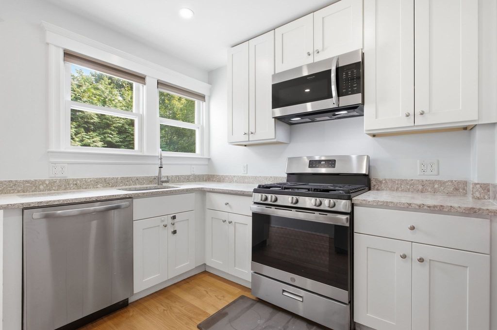 81 Huntington Road 1, Milton, MA 02186