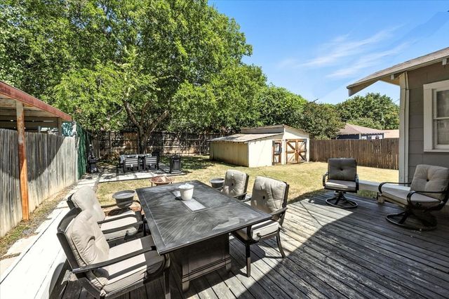 1609 Belle Place, Fort Worth, TX 76107