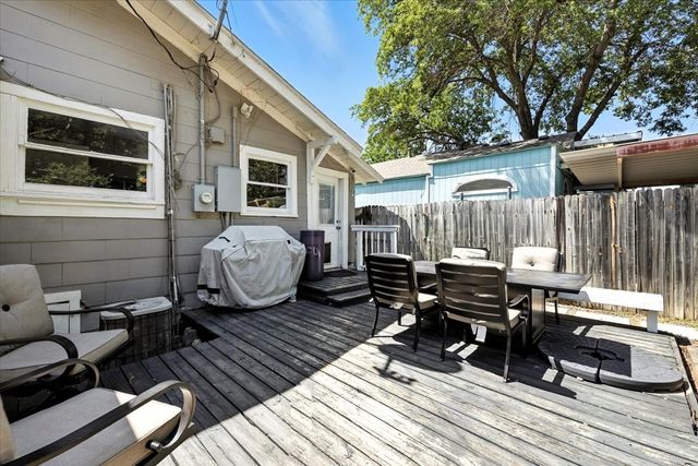 1609 Belle Place, Fort Worth, TX 76107