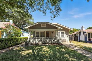 1609 Belle Place, Fort Worth, TX 76107