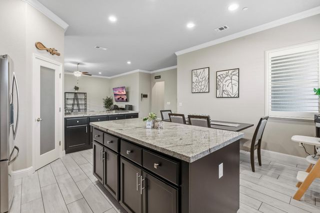 1282 Nascimento Ct, Manteca, CA 95337