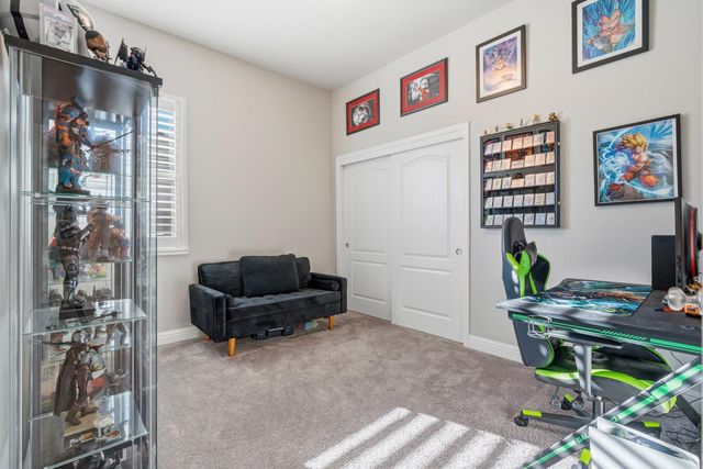 1282 Nascimento Ct, Manteca, CA 95337