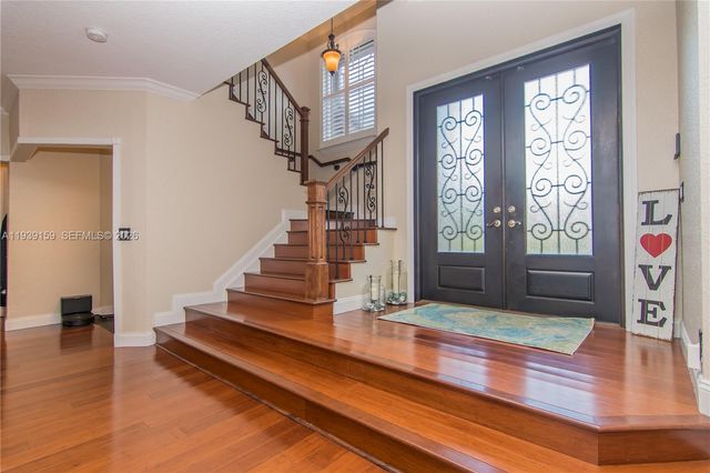 1091 SW 156th Ave, Pembroke Pines, FL 33027