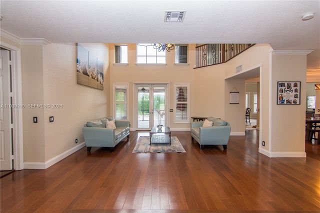 1091 SW 156th Ave, Pembroke Pines, FL 33027