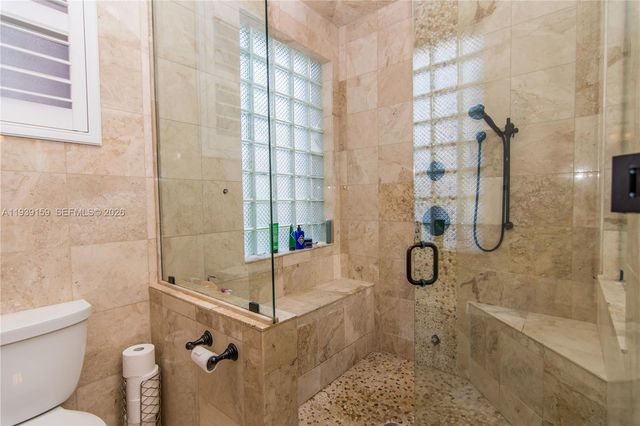 1091 SW 156th Ave, Pembroke Pines, FL 33027