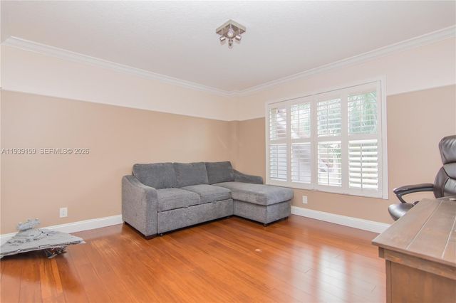 1091 SW 156th Ave, Pembroke Pines, FL 33027