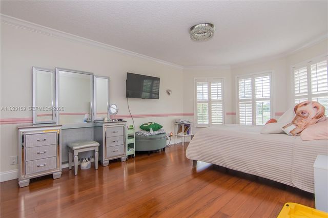 1091 SW 156th Ave, Pembroke Pines, FL 33027