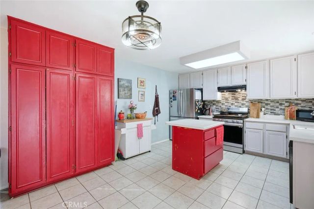 577 Cedar View Drive, Beaumont, CA 92223