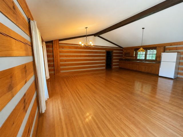 312 Grand View Dr, Smithville, TN 37166
