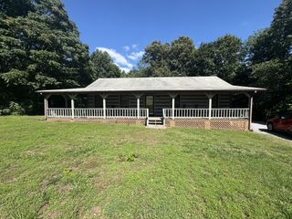 312 Grand View Dr, Smithville, TN 37166