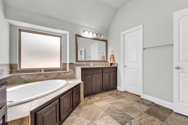 102 Champion Drive, Wylie, TX 75098