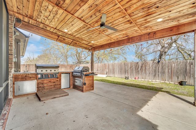 102 Champion Drive, Wylie, TX 75098