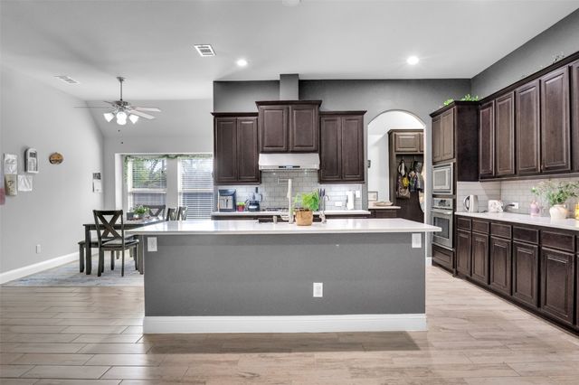 102 Champion Drive, Wylie, TX 75098