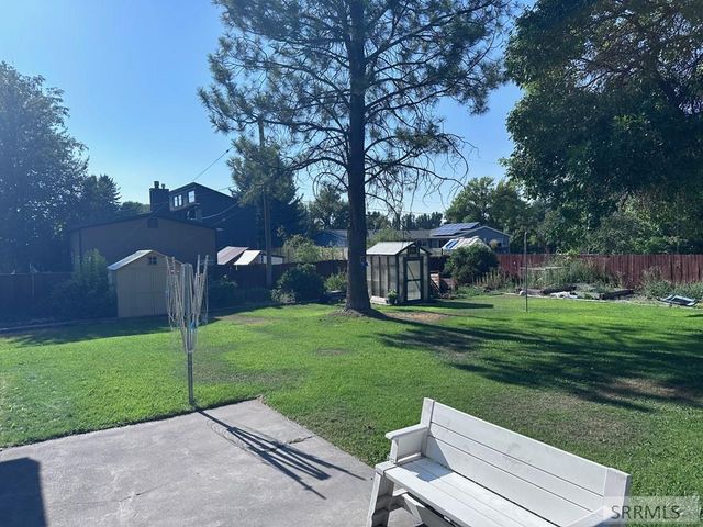 3345 E Southwick, Ammon, ID 83406