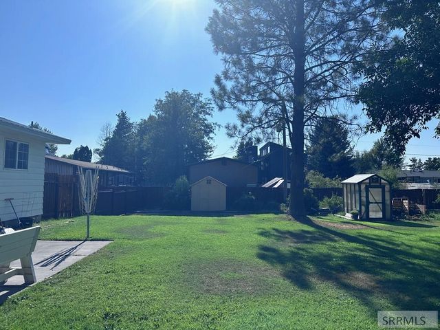 3345 E Southwick, Ammon, ID 83406