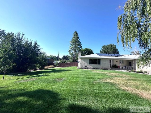 3345 E Southwick, Ammon, ID 83406