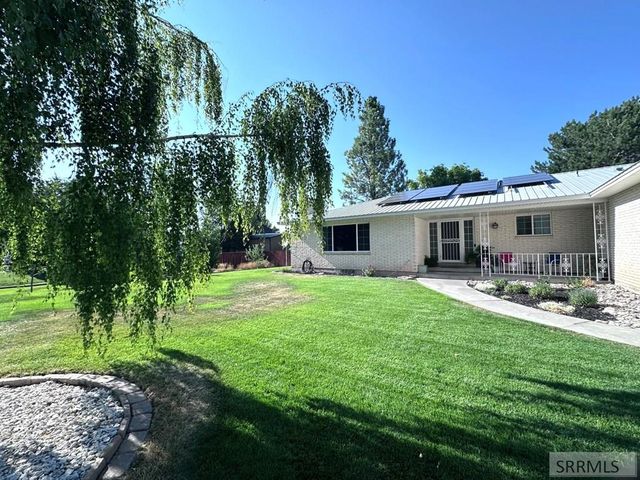 3345 E Southwick, Ammon, ID 83406