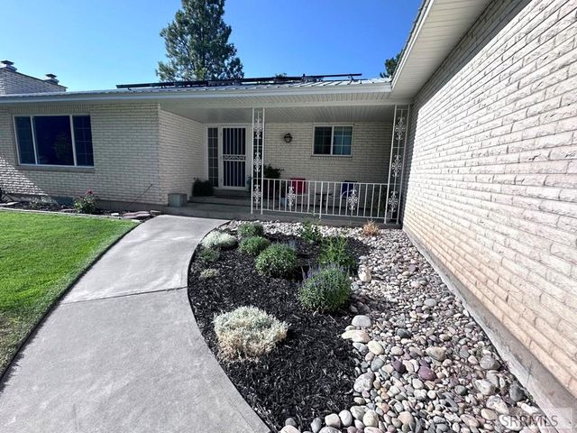 3345 E Southwick, Ammon, ID 83406