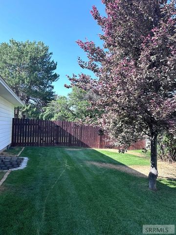 3345 E Southwick, Ammon, ID 83406