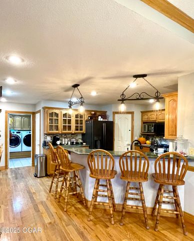 10917 Gum Road, Carthage, MO 64836