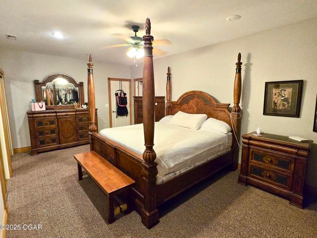 10917 Gum Road, Carthage, MO 64836