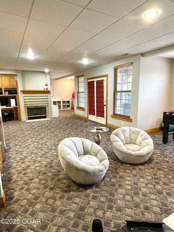 10917 Gum Road, Carthage, MO 64836