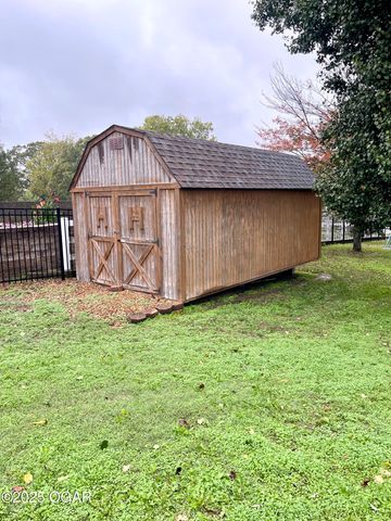 10917 Gum Road, Carthage, MO 64836