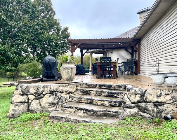 10917 Gum Road, Carthage, MO 64836